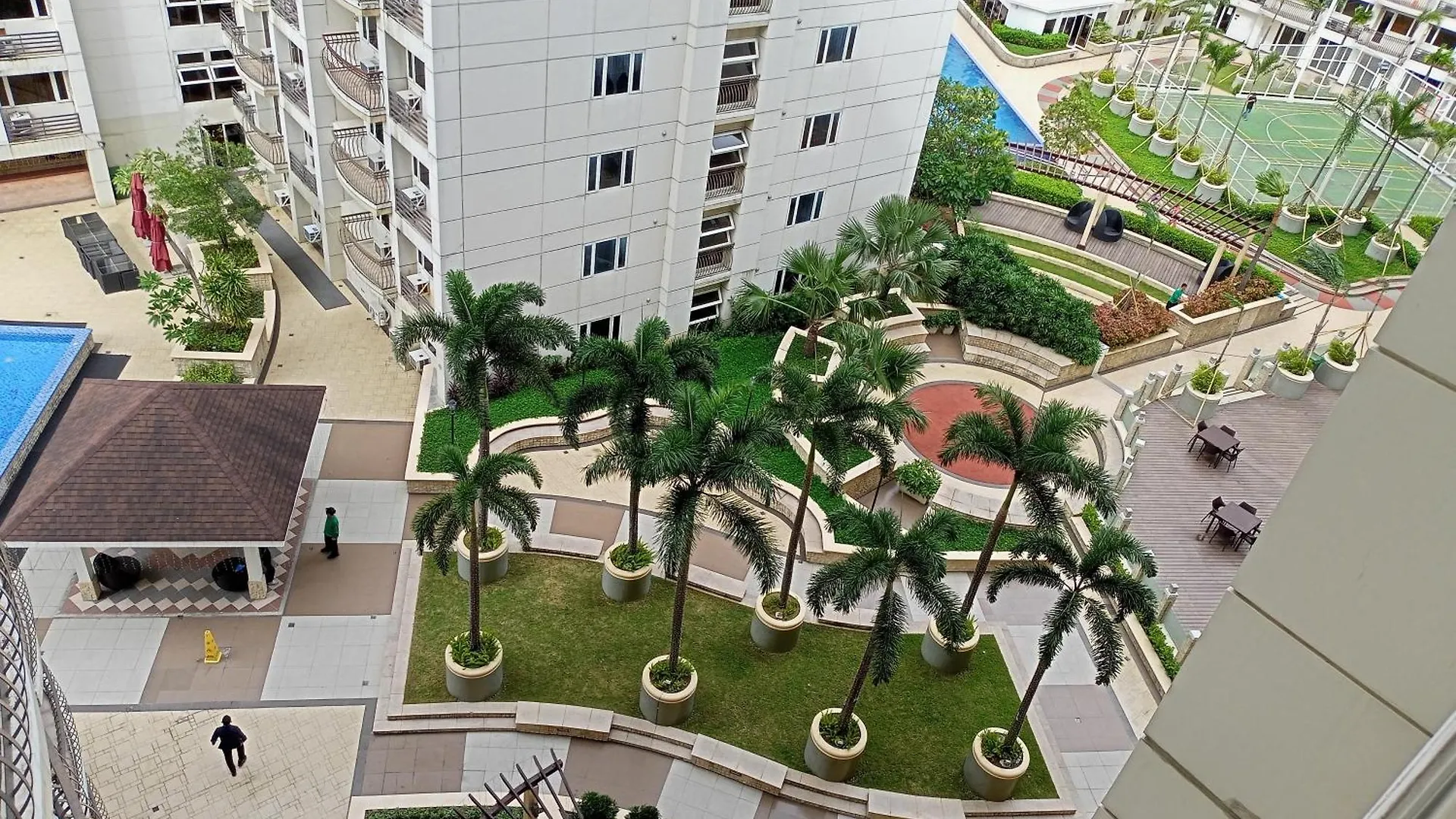 Condo Near Moa And Naia At Solemare Parksuites Manila 0*,